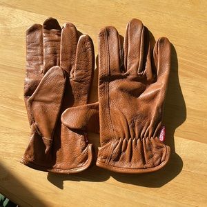 Marlboro leather gloves